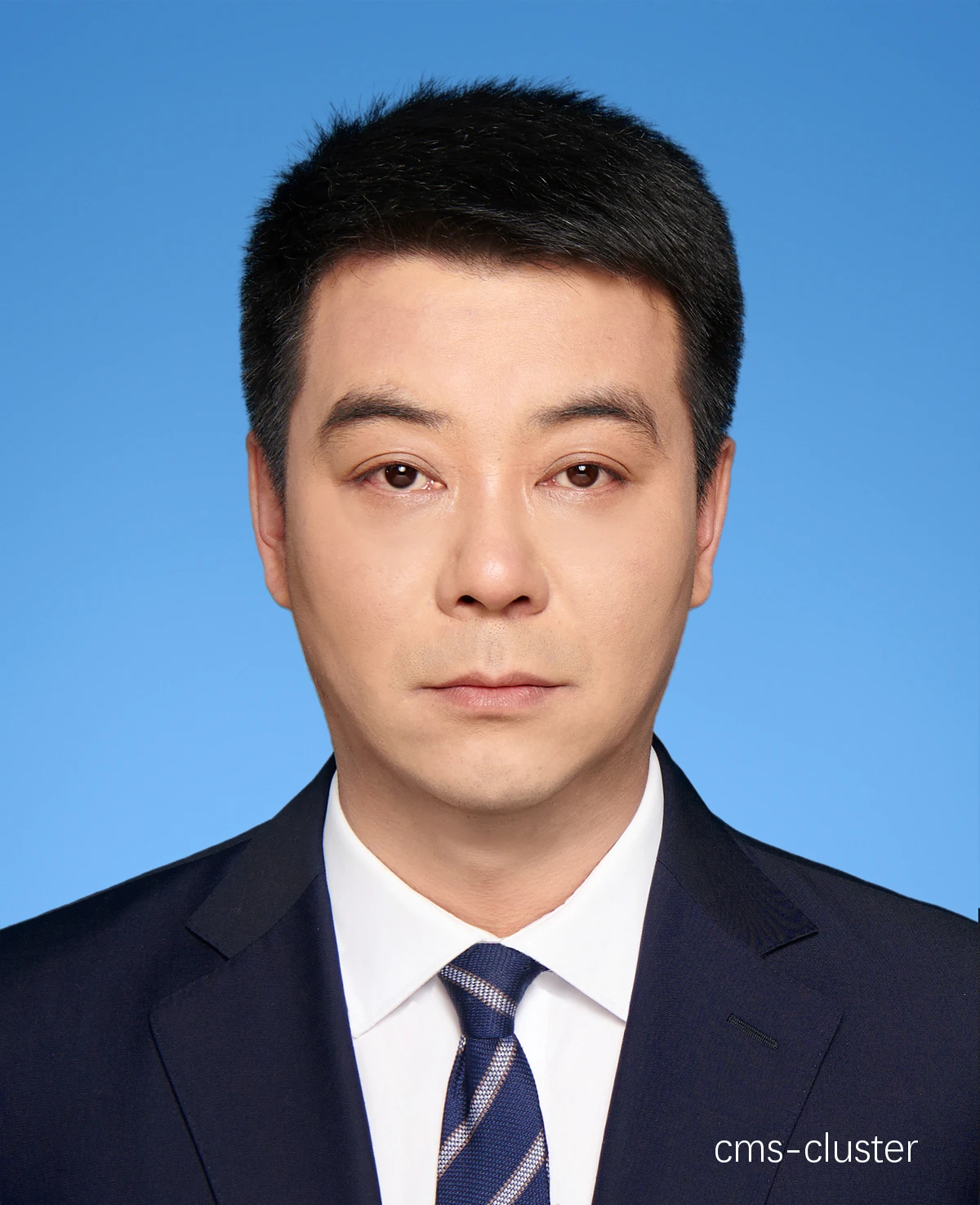 张明参加比赛