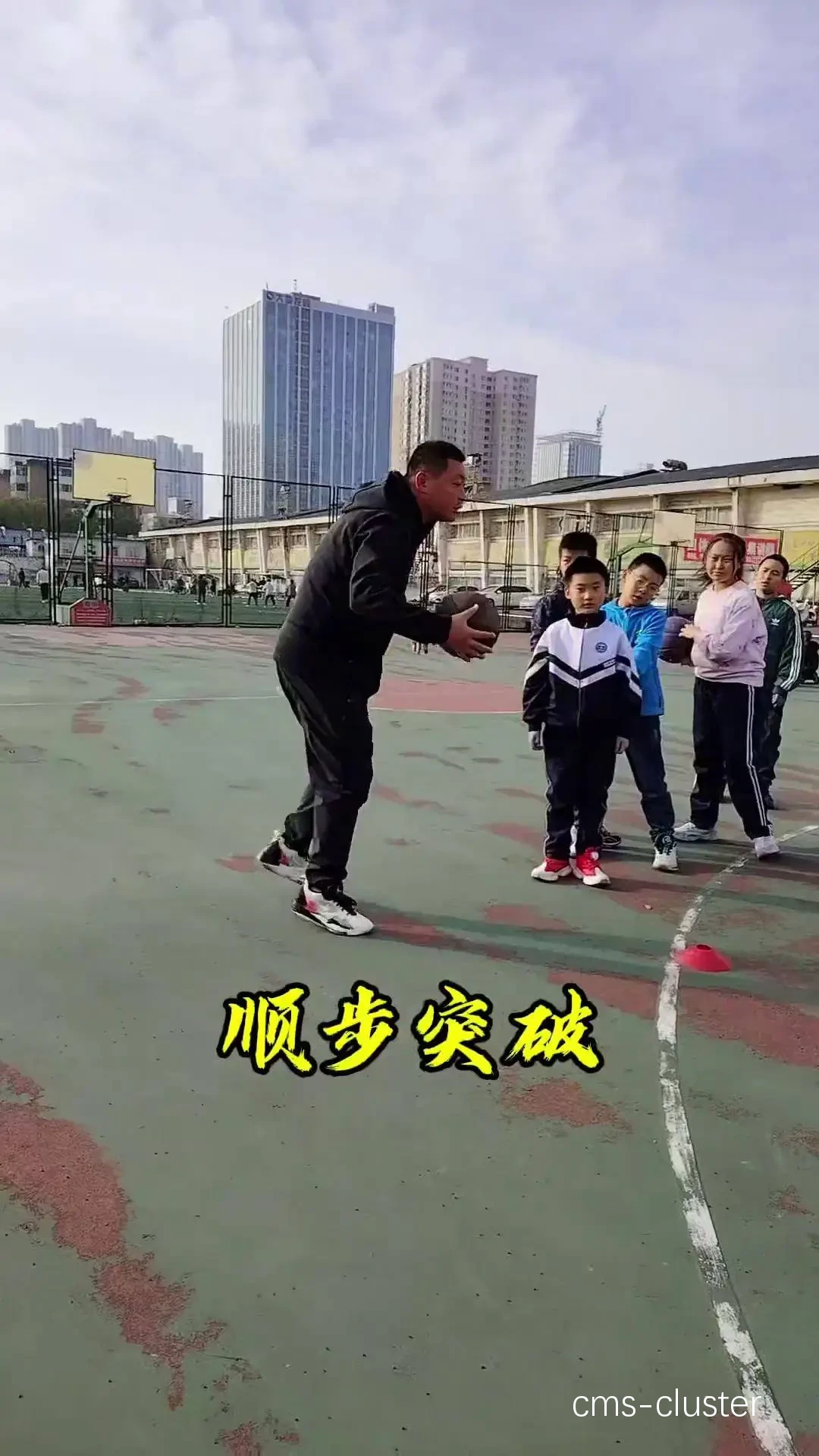 业余篮球选手如何突破训练中的障碍