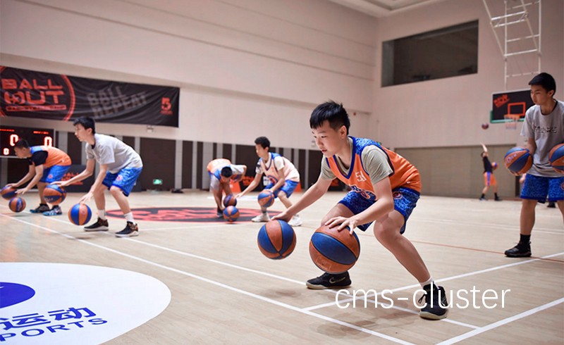 学校如何为学生创造更好的篮球训练环境