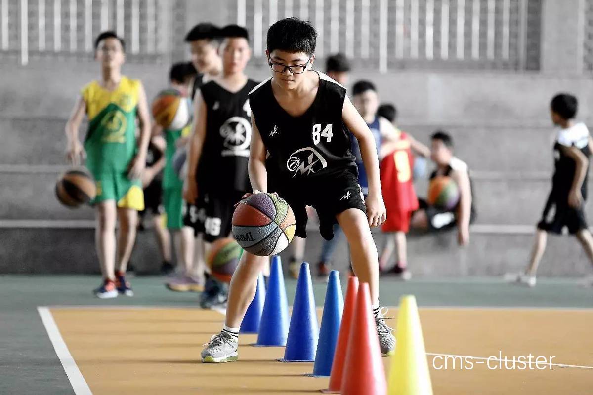 青少年在什么样的环境中进行篮球训练最好