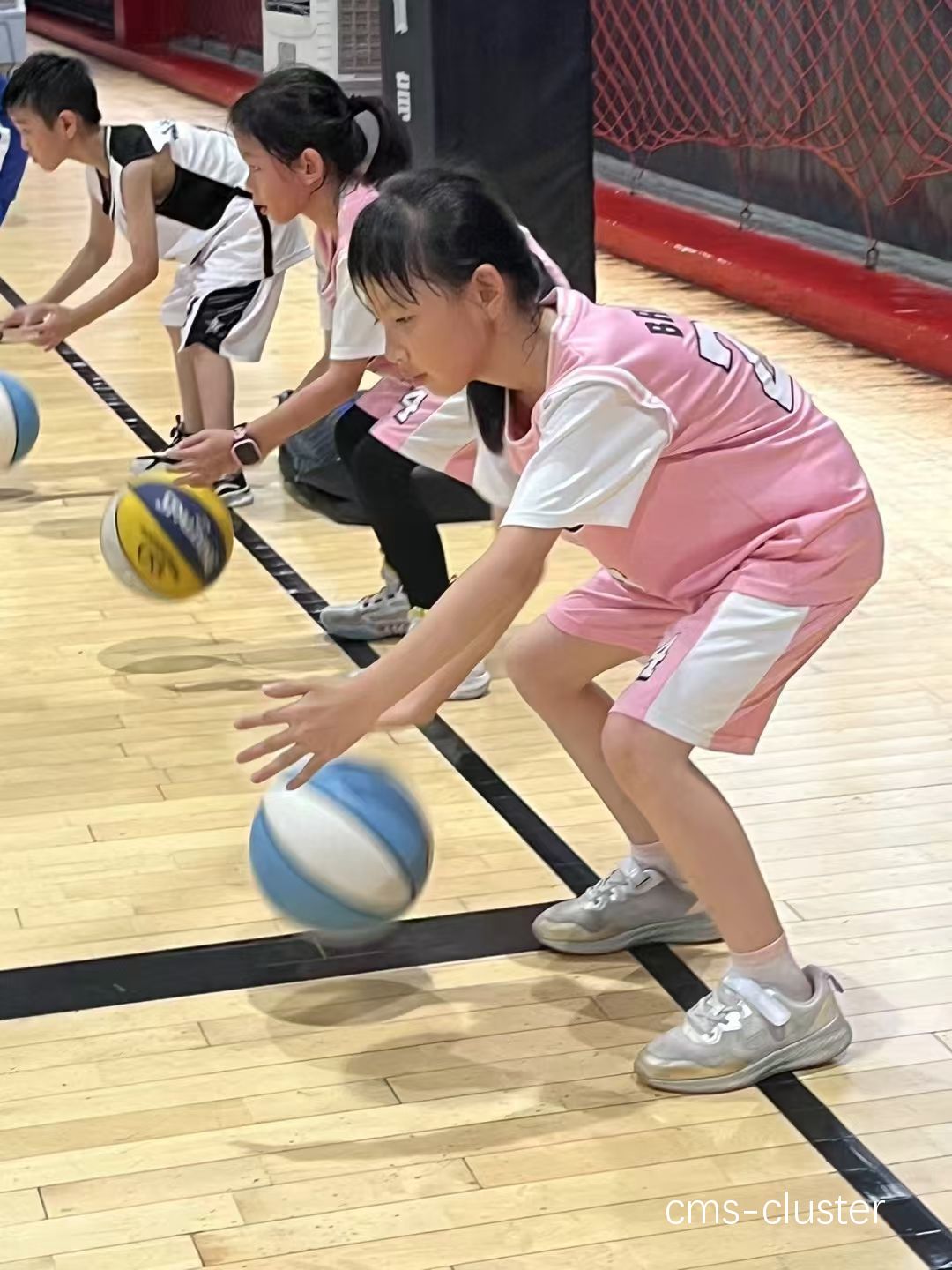 女生学习篮球技巧的实用方法