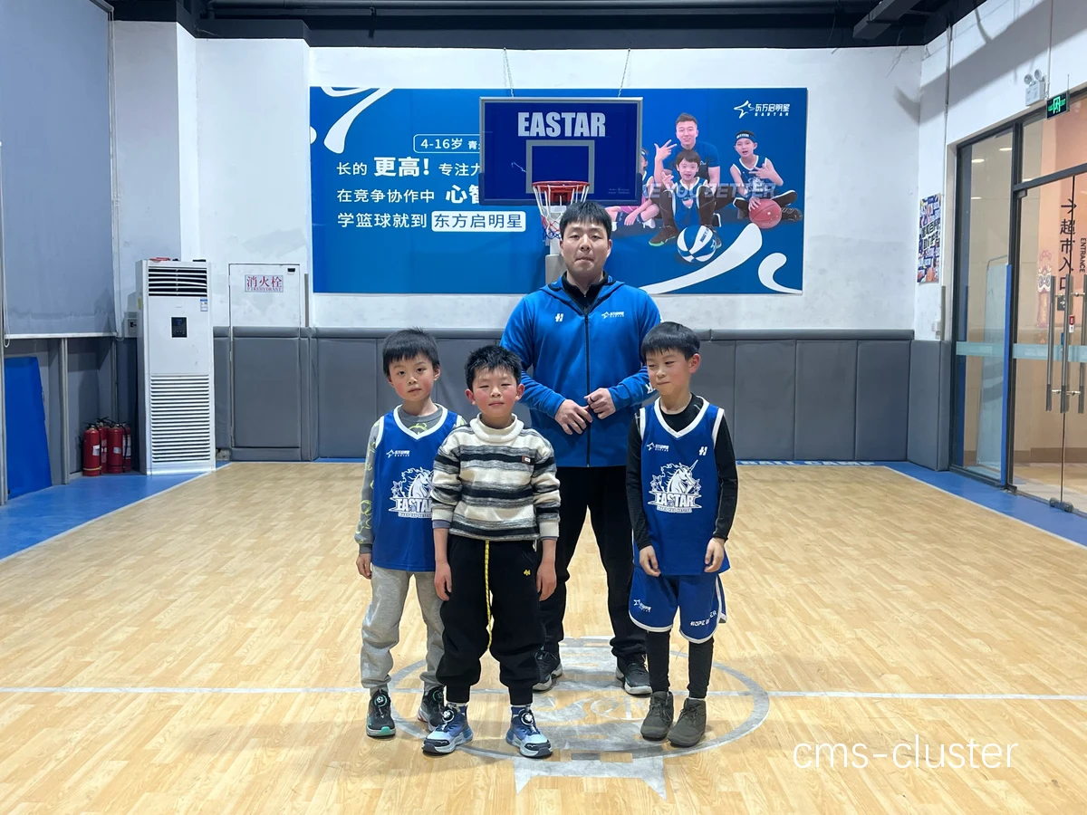 中学生篮球选手如何模仿偶像的进步方式