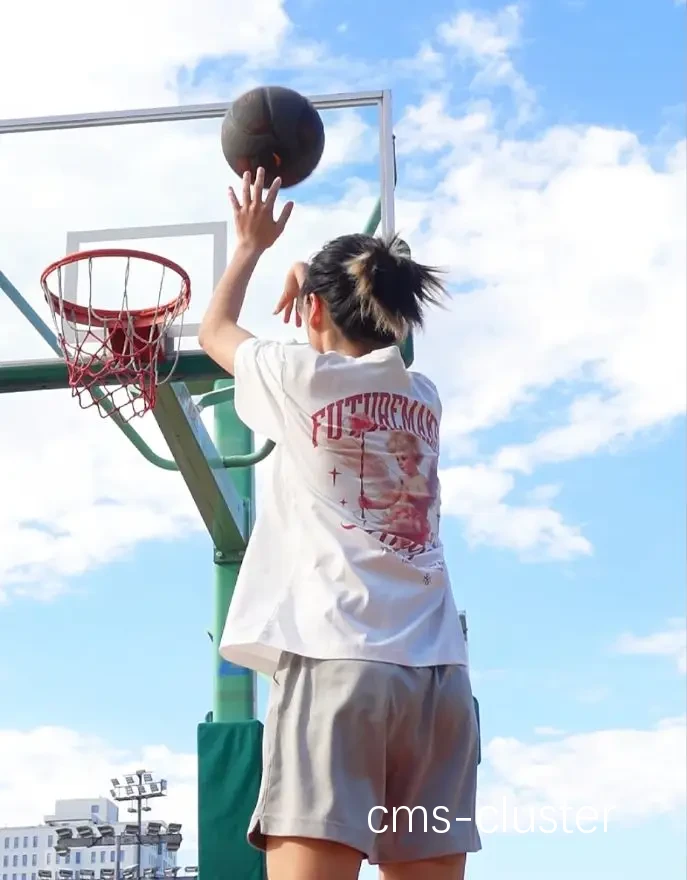 女性篮球运动员如何提升篮板能力?